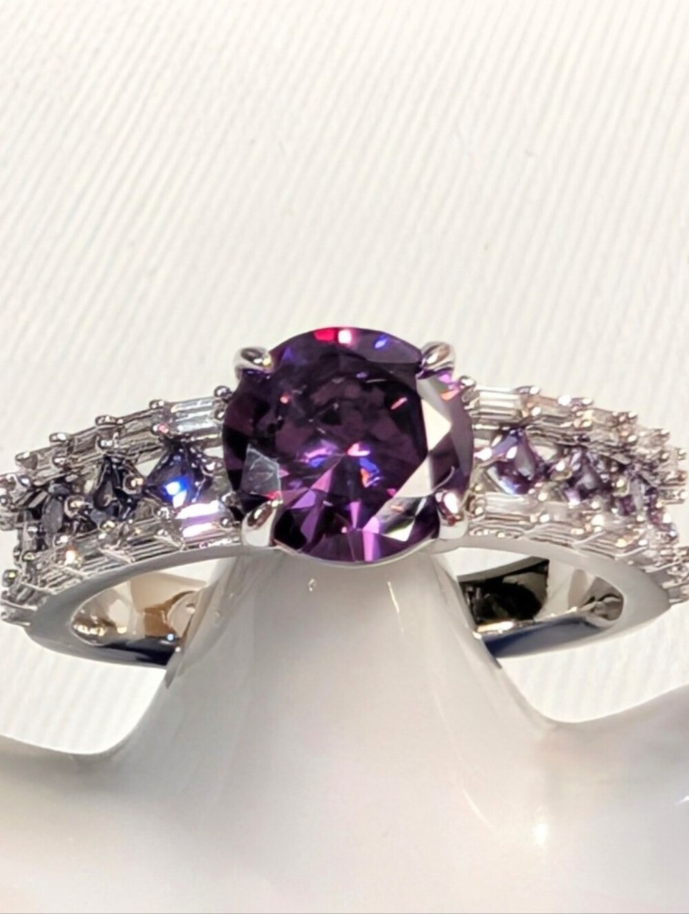 Bomb Party The Carolina Ring Size 9